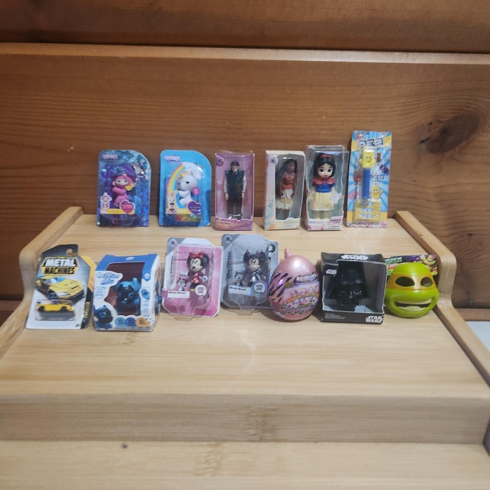 Bundle of 14 Zuru Mini Suprise Toys Action Figures Dolls Minnie Pez Fingerlings